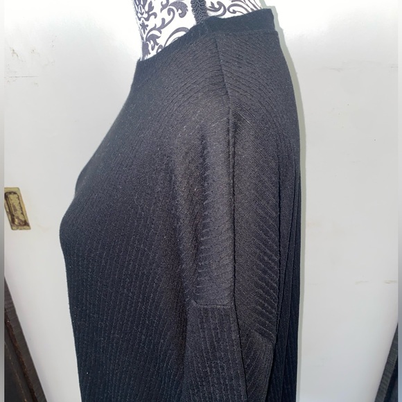 Dressed in Lala Size Medium (6-8) Black Malone Rib Oversized Short Sleeve Shirt - Picture 8 of 13